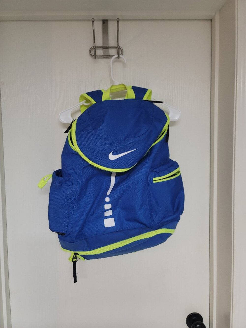 Mens neon green and blue Nike Elite backpack - slightly used but no damage
